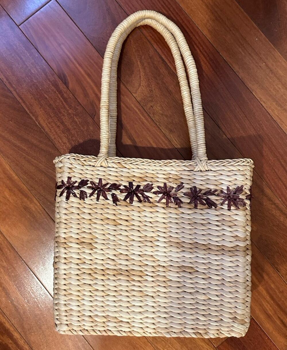 Vintage Natural Straw Tote Bag Floral Embroidered Beach Vacation Zip Close Lined